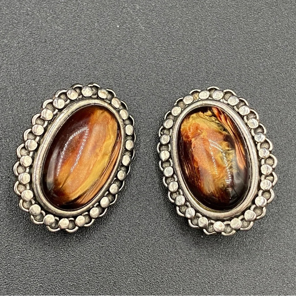 Stunning Amber Lucite Statement Clip On Earrings - Picture 9 of 9